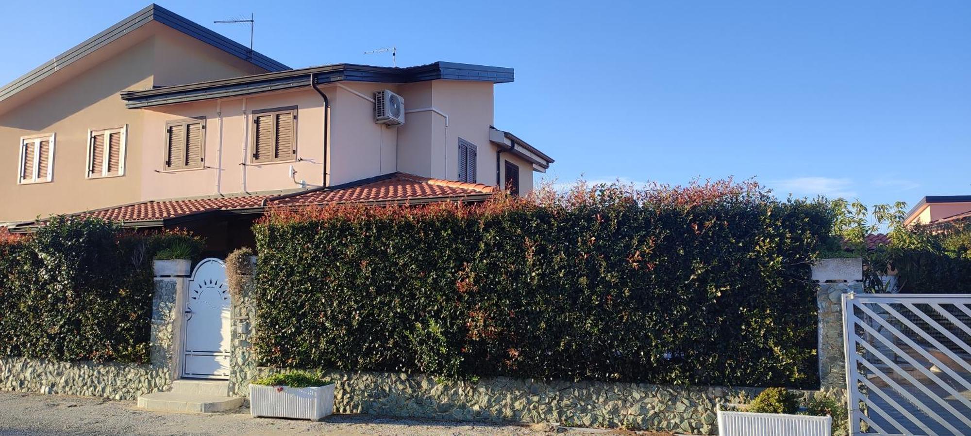 Villetta Aurora Villaggio Porto Ada A 2 Passi Dal Mare 피조 외부 사진
