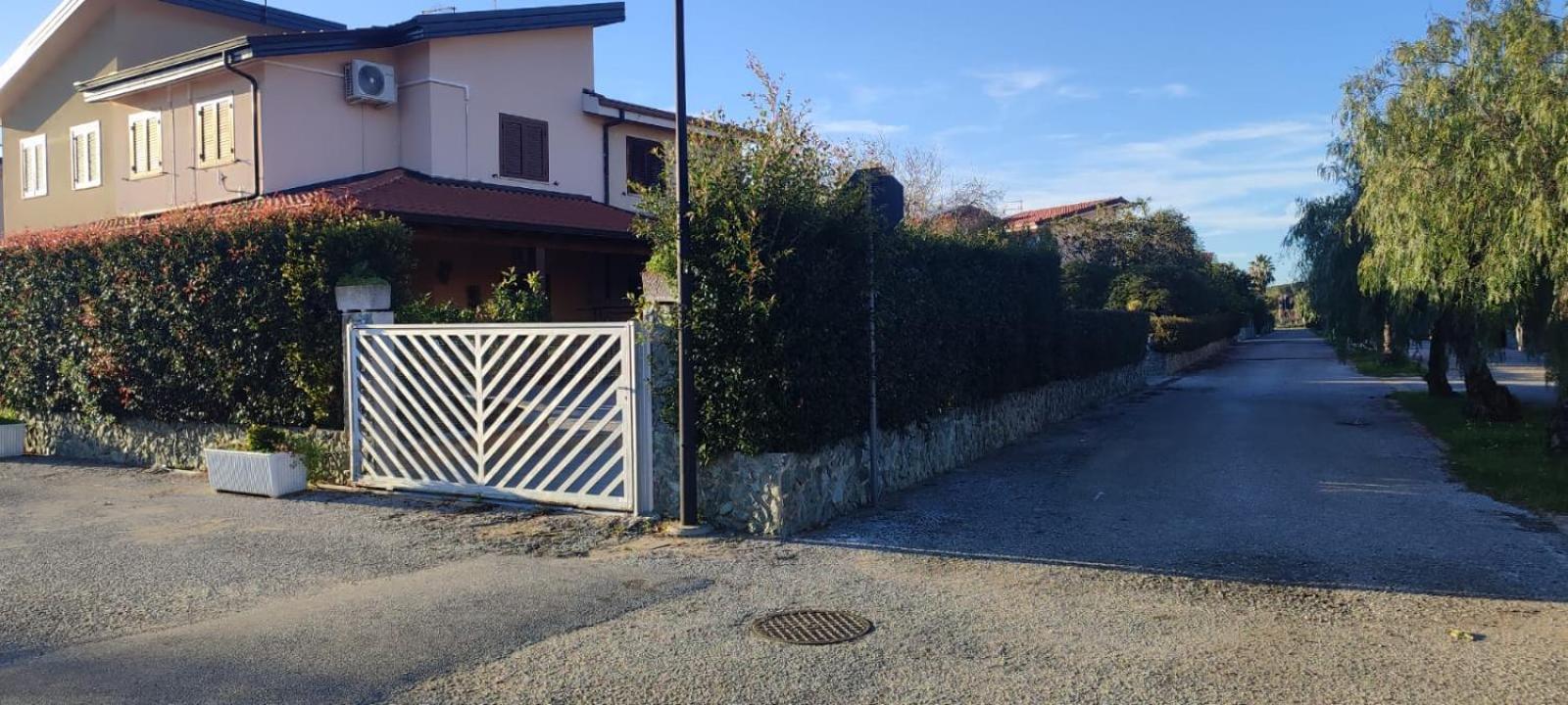 Villetta Aurora Villaggio Porto Ada A 2 Passi Dal Mare 피조 외부 사진